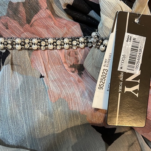 SLNY Floral Maxi Formal Gown 16W - Picture 8 of 9